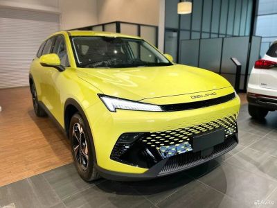 Baic X55 1.5 АМТ превью 2