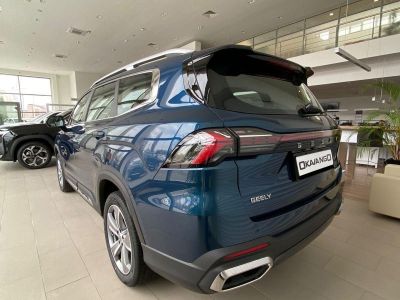 Geely Okavango Luxury 2.0 АМТ превью 3