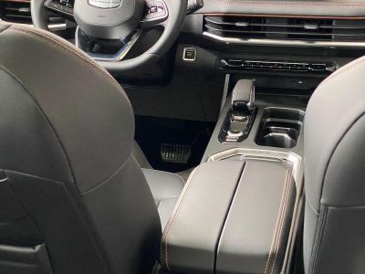 Geely Okavango Luxury 2.0 АМТ превью 7