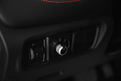 JAC J7 Luxury 1.5 CVT превью 11