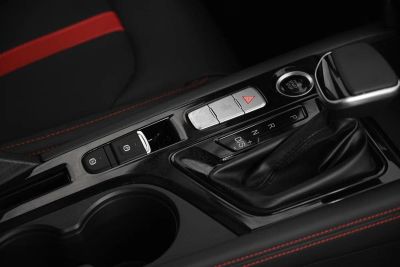 JAC J7 Luxury 1.5 CVT превью 12