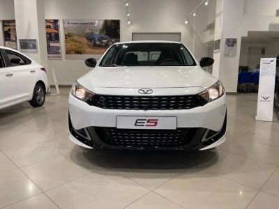 Kaiyi E5 Luxury 1.5 CVT превью 2