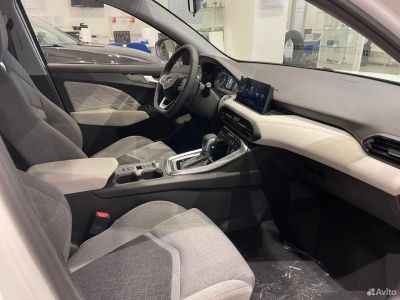 Kaiyi E5 Luxury 1.5 CVT превью 5