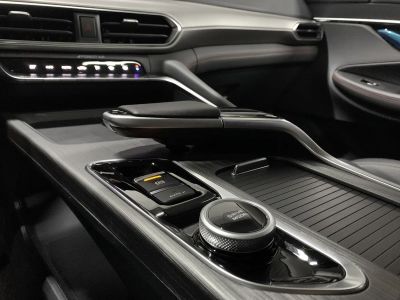 Changan UNI-T Luxe 1.5 АМТ превью 9