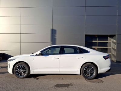 Geely Preface Luxury 2.0 АМТ превью 3