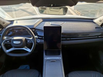 Geely Preface Luxury 2.0 АМТ превью 8