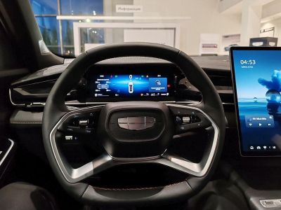 Geely Preface Flagship 2.0 АМТ превью 5