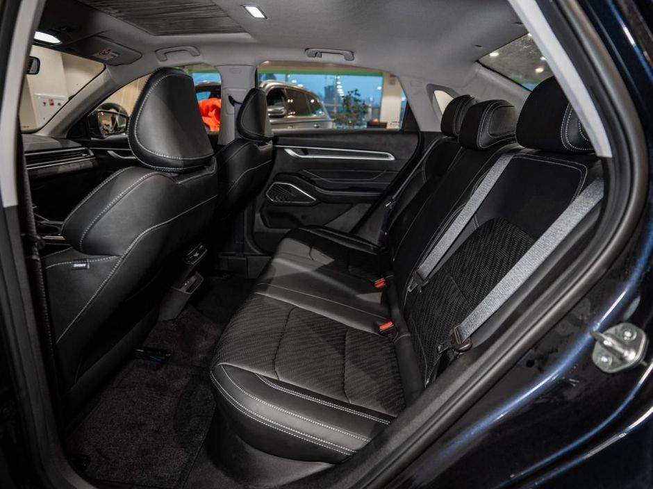 Geely Emgrand Flagship 1.5 АКПП, 2024 фото 11