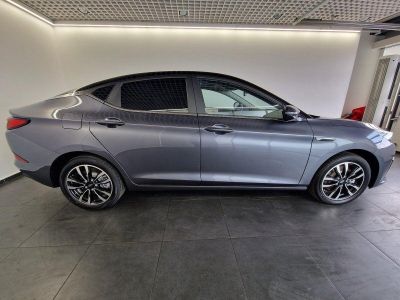 JAC J7 Luxury 1.5 CVT превью 4
