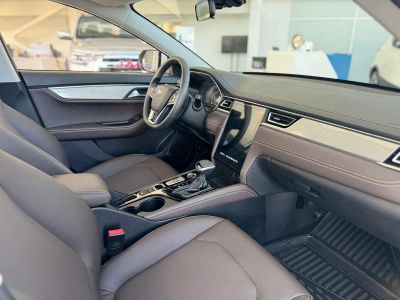 JAC J7 Tech 1.5 CVT превью 9