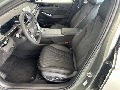 Geely Preface Flagship 2.0 АМТ превью 8