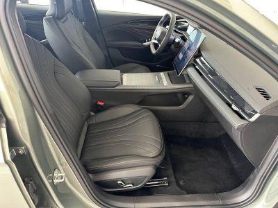 Geely Preface Flagship 2.0 АМТ превью 10
