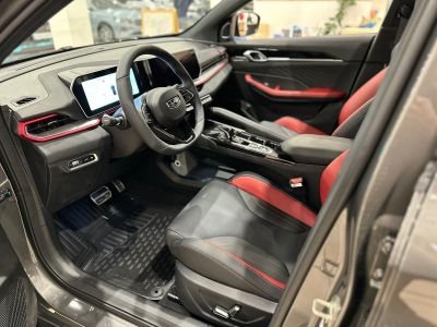 Geely Coolray Flagship 1.5 АМТ превью 6