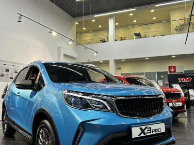 Livan X3 Pro Luxury 1.5 CVT превью 2