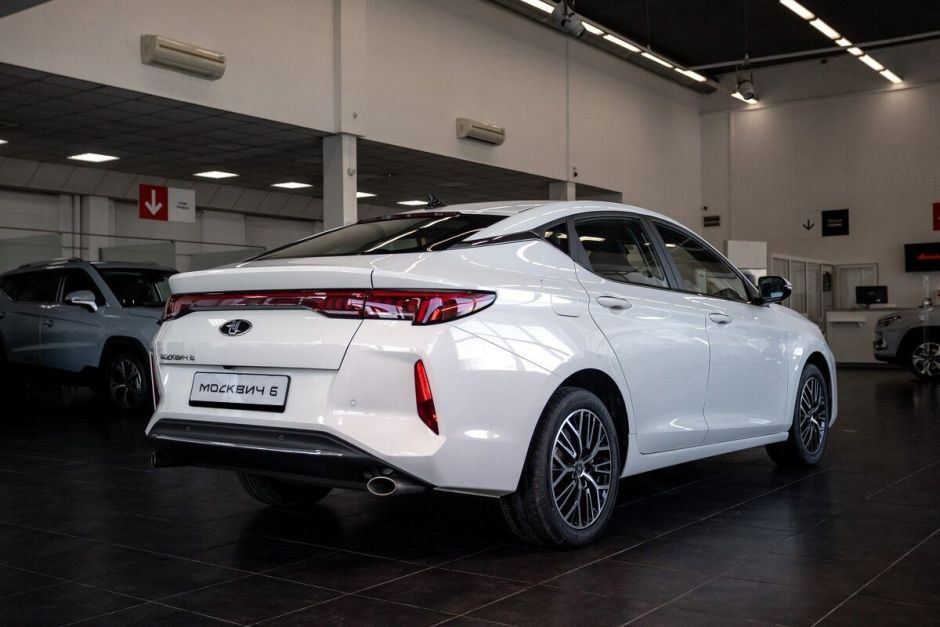 Москвич 6 Комфорт 1.5 CVT, 2024 фото 2