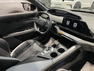 Changan UNI-V DLX 1.5 АМТ превью 8