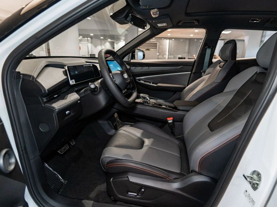 Geely Cityray Luxury 1.5 РКПП, 2024 фото 10