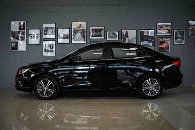 MG 5 Deluxe 1.5 CVT превью 3