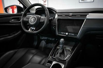 MG 5 Deluxe 1.5 CVT превью 7