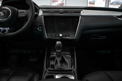 MG 5 Deluxe 1.5 CVT превью 8