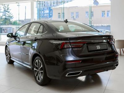 Omoda S5 Life 1.5 CVT превью 4