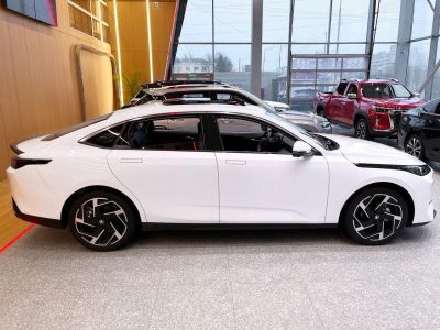 Changan Lamore 1.5T - 7 DCT (Tech) 1.5 АМТ превью 3