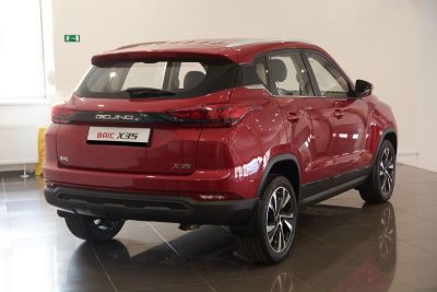 Baic X35 Luxury 1.5 CVT превью 2
