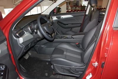 Baic X35 Luxury 1.5 CVT превью 8