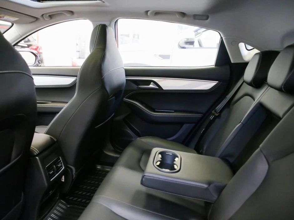 JAC J7 Luxury 1.5 CVT, 2024 фото 8