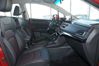 JAC JS3 Luxury 1.6 CVT превью 6