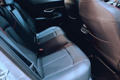 Changan UNI-T Luxe 1.5 АМТ превью 6