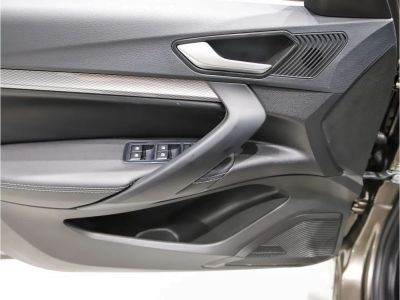 Lada Vesta Life'24 1.6 CVT превью 12