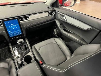 JAC J7 Tech 1.5 CVT превью 15