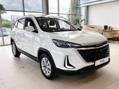 Baic X35 Luxury 1.5 CVT превью 2