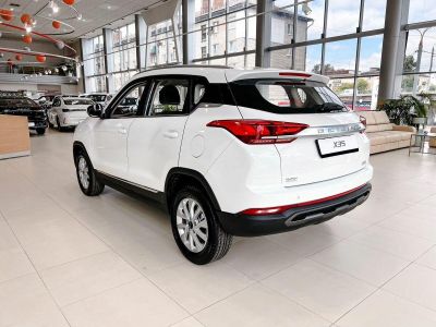 Baic X35 Luxury 1.5 CVT превью 4