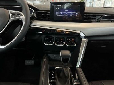 Baic X35 Luxury 1.5 CVT превью 7