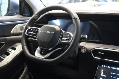 Jetour X90 Plus Luxury 2.0 АМТ превью 7