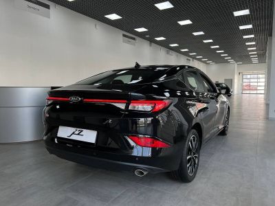 JAC J7 Luxury 1.5 CVT превью 4