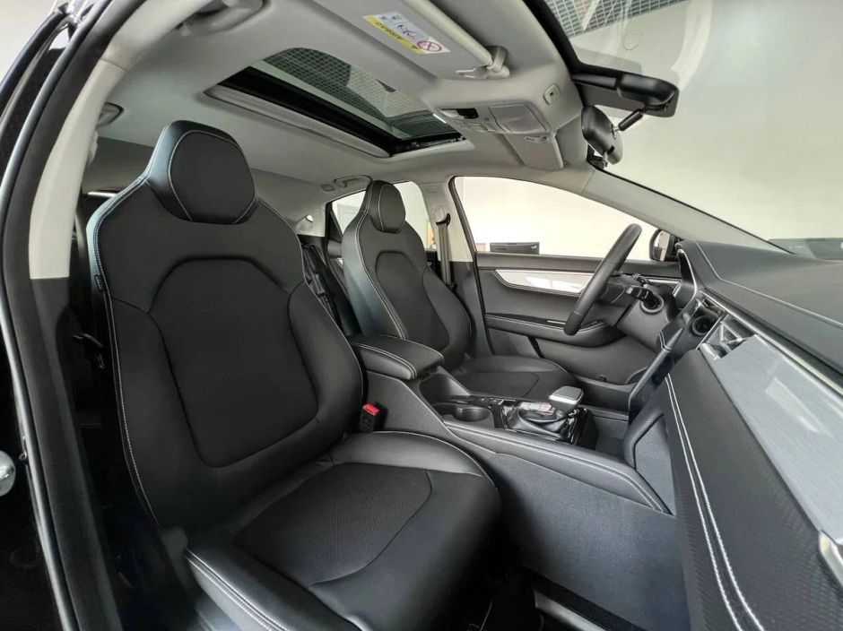 JAC J7 Luxury 1.5 CVT, 2024 фото 7