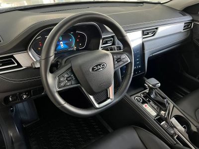 JAC J7 Luxury 1.5 CVT превью 13