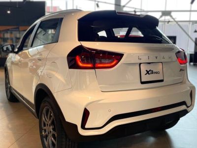 Livan X3 Pro Luxury 1.5 CVT превью 3