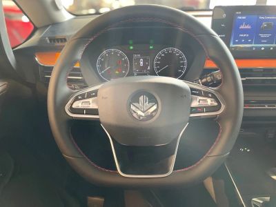 Livan X3 Pro Luxury 1.5 CVT превью 7