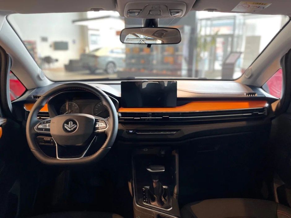 Livan X3 Pro Luxury 1.5 CVT, 2024 фото 9