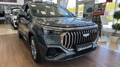 Geely Okavango Flagship 2.0 АМТ превью 2