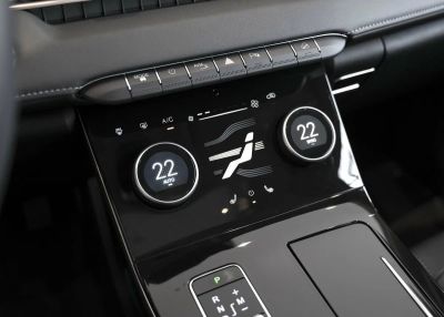 EXEED LX Prestige 1.5 CVT превью 11