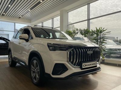 Geely Okavango Flagship 2.0 АМТ превью 2
