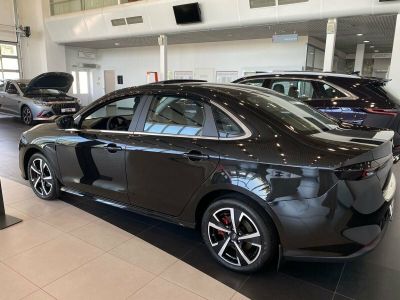Kaiyi E5 Luxury+ 1.5 CVT превью 2