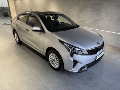 Solaris KRS Prestige 1.6 АКПП превью 2