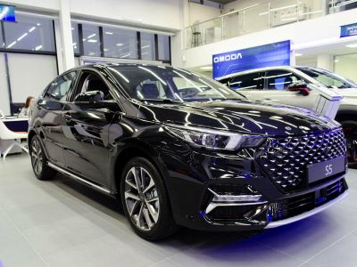 Omoda S5 Life 1.5 CVT превью 2