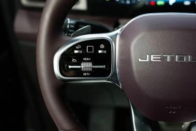 Jetour X90 Plus Luxury 1.6 АМТ превью 8